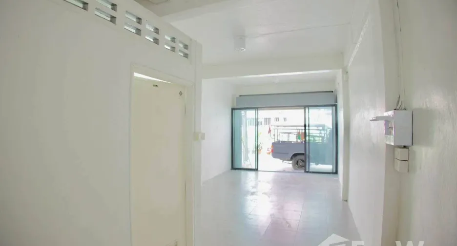 Reihenhaus zur Miete mit 4 Zimmer in Sathon, Bangkok