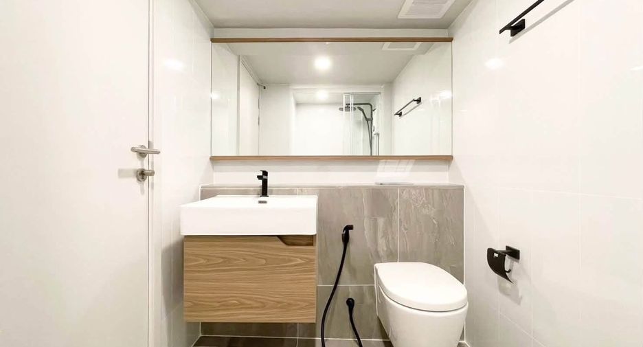 Condo en alquiler de 1 habitaciones en Khlong Toei, Bangkok