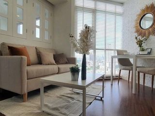 À louer 1 chambre condo à Yan Nawa, Bangkok