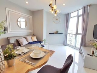 À louer 1 chambre condo à Yan Nawa, Bangkok