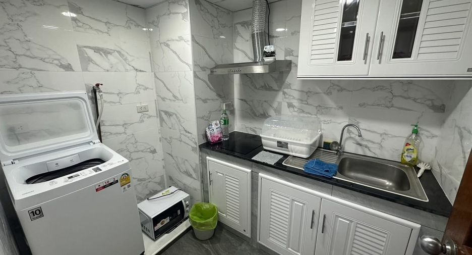 For rent 2 ベッドルーム condo in Yan Nawa, Bangkok