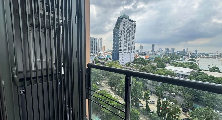 For rent 1 bed condo in Phaya Thai, Bangkok