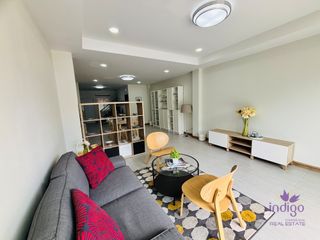For rent 2 bedrooms retail Space in Mueang Chiang Mai, Chiang Mai