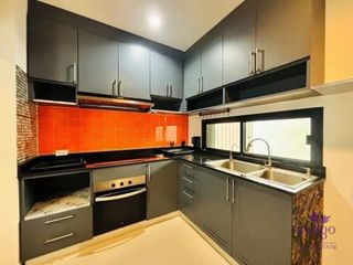 For sale 4 bedrooms house in San Kamphaeng, Chiang Mai