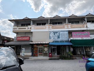 À vendre 2 chambres local commercial à Mueang Chiang Mai, Chiang Mai