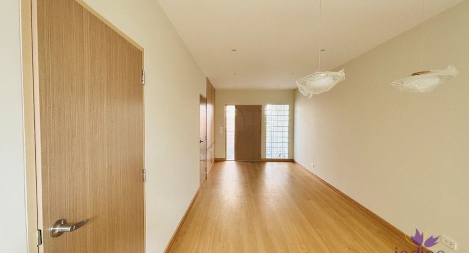 À vendre 2 chambres maison à Mueang Chiang Mai, Chiang Mai