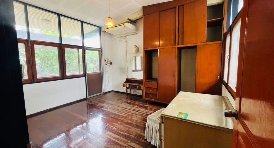 À vendre 3 chambres maison à Watthana, Bangkok