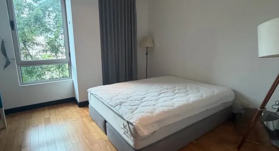 À vendre 3 chambres condo à Yan Nawa, Bangkok