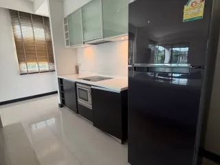 À vendre 3 chambres condo à Yan Nawa, Bangkok