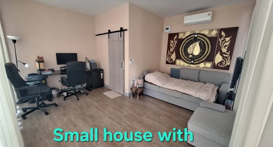 Haus zum Kauf mit 8 Zimmer in Lat Phrao, Bangkok