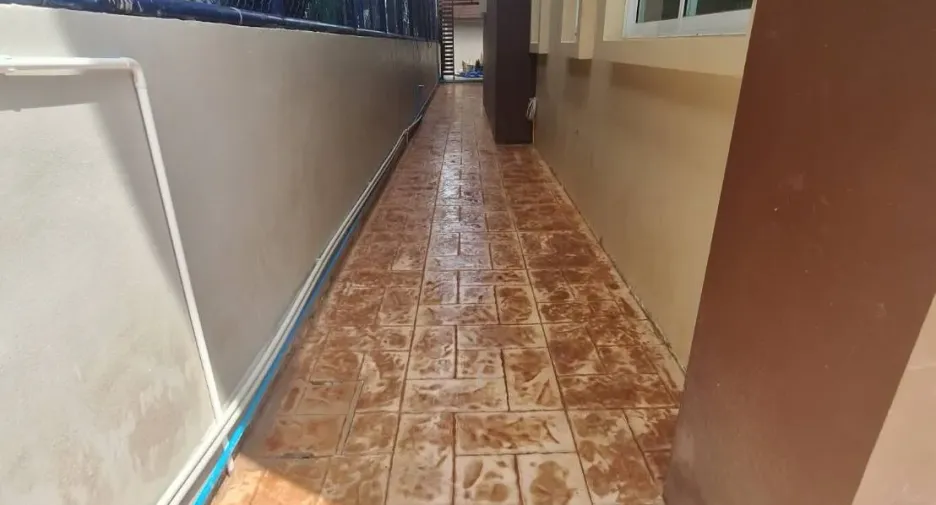 Haus zum Kauf mit 8 Zimmer in Lat Phrao, Bangkok
