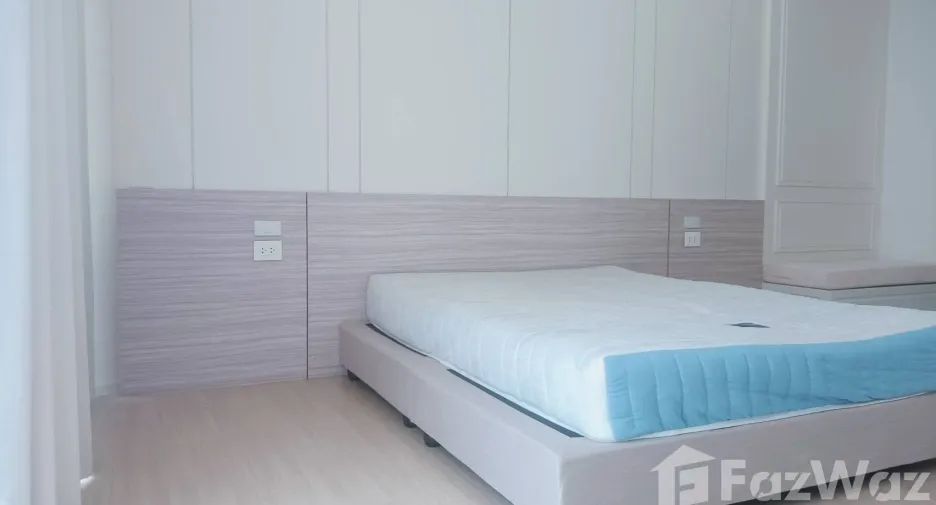 For rent 3 bedrooms house in Saphan Sung, Bangkok