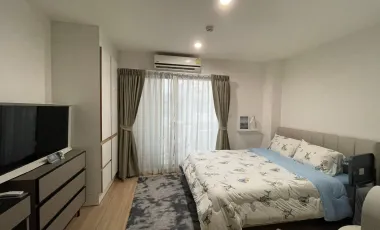 À louer studio condo à Khlong Toei, Bangkok
