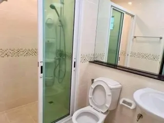 For rent 2 bedrooms townhouse in Phasi Charoen, Bangkok