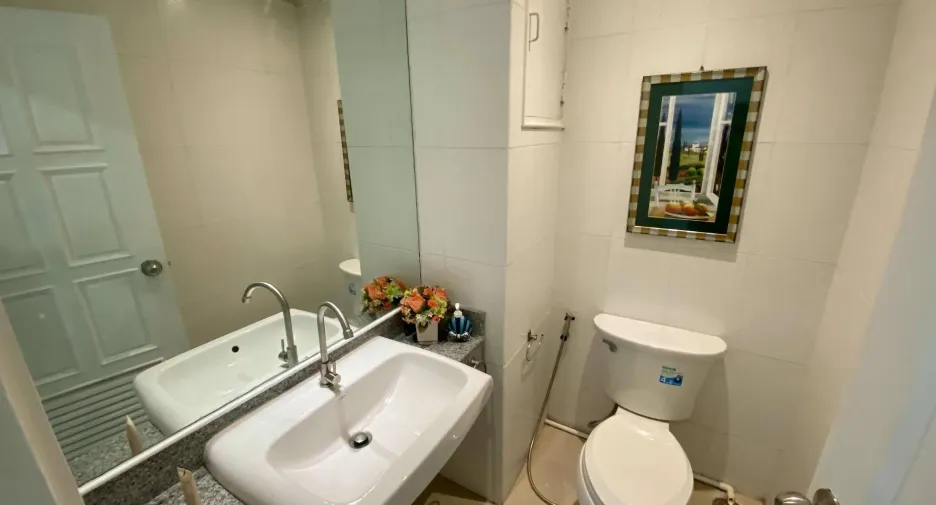Wohnung zur Miete mit 3 Zimmer in Watthana, Bangkok
