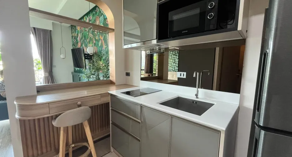 For rent 1 bed condo in Phaya Thai, Bangkok
