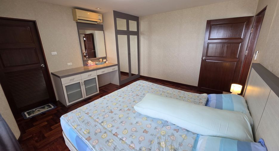 For sale そして for rent 3 ベッドルーム condo in Bang Lamung, Chonburi