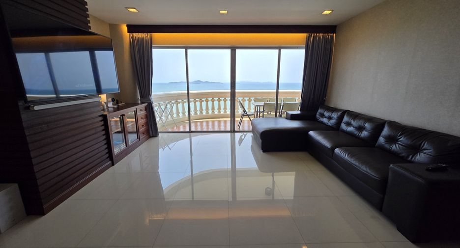 For sale そして for rent 3 ベッドルーム condo in Bang Lamung, Chonburi