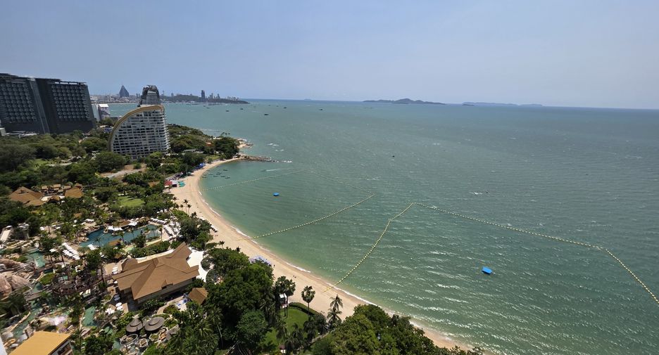 For sale そして for rent 3 ベッドルーム condo in Bang Lamung, Chonburi