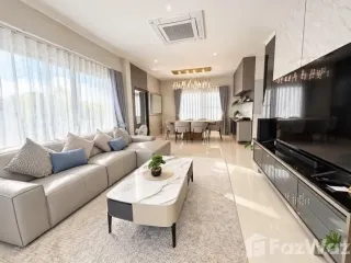 For rent 4 bedrooms house in Mueang Phuket, Phuket