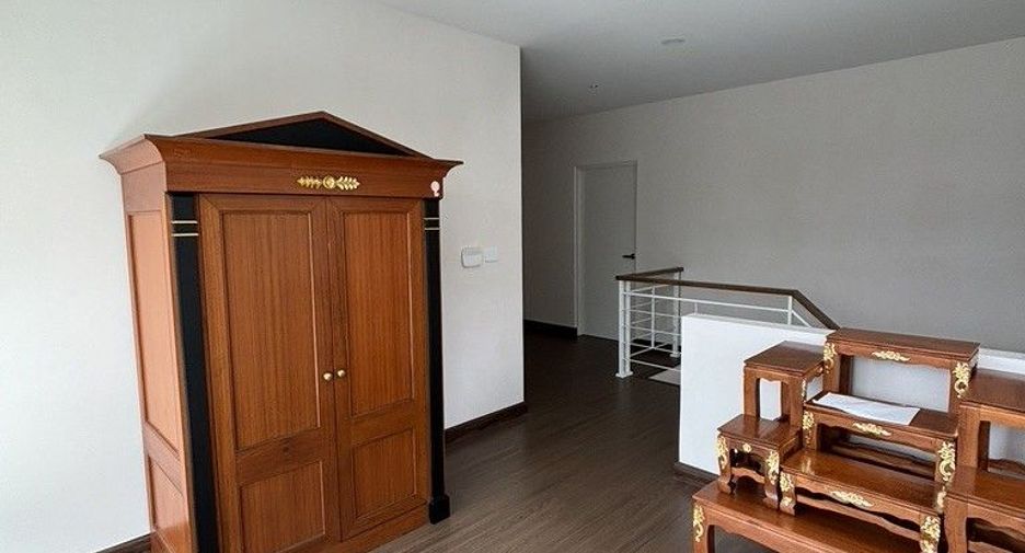 À vendre 4 chambres maison à Thung Khru, Bangkok