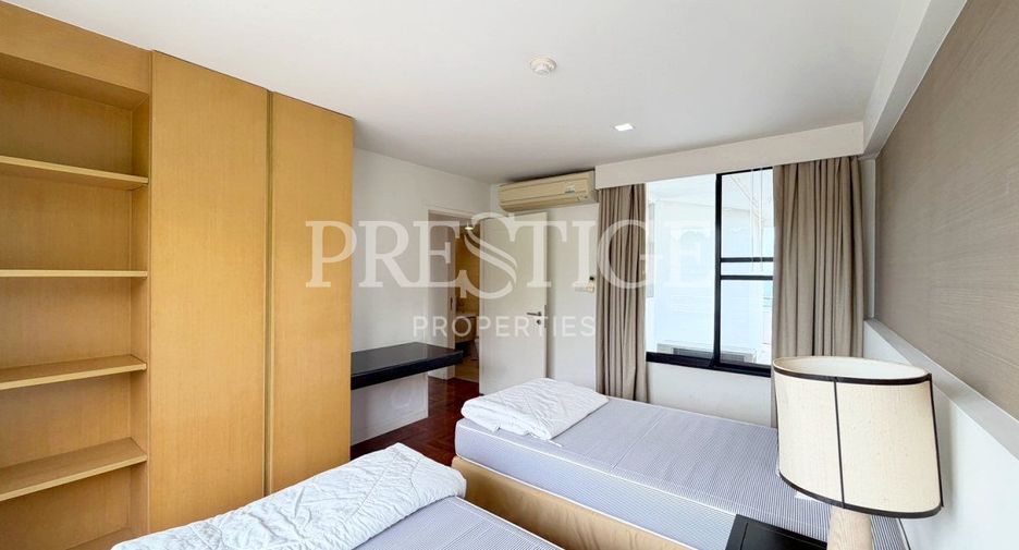 For rent 2 bedrooms condo in Bang Lamung, Chonburi