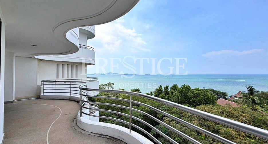 For rent 2 bedrooms condo in Bang Lamung, Chonburi
