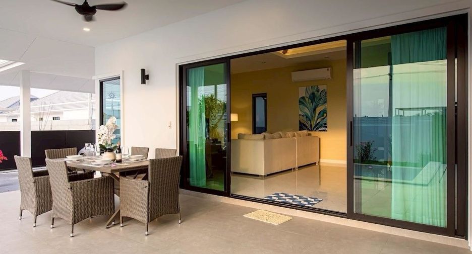 For sale 3 bedrooms villa in Hua Hin, Prachuap Khiri Khan