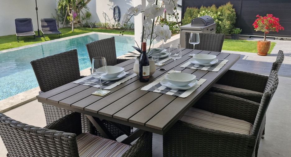 For sale 3 bedrooms villa in Hua Hin, Prachuap Khiri Khan