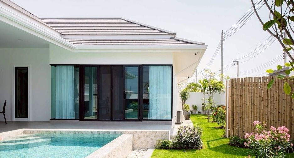 For sale 3 bedrooms villa in Hua Hin, Prachuap Khiri Khan