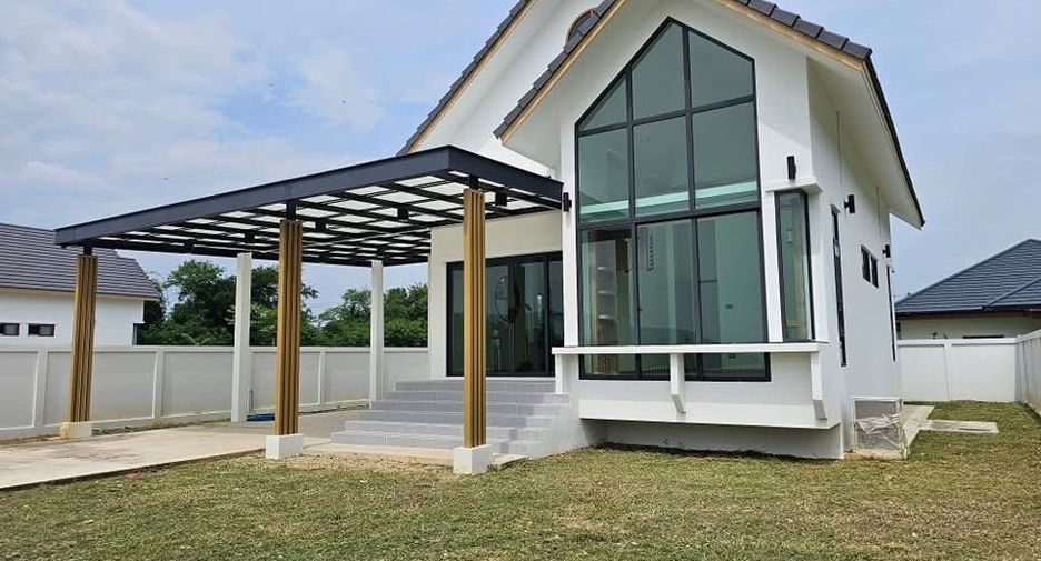 For sale 3 ベッドルーム house in Pran Buri, Prachuap Khiri Khan