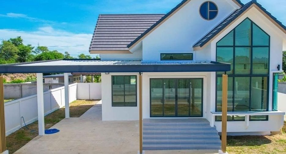 For sale 3 ベッドルーム house in Pran Buri, Prachuap Khiri Khan