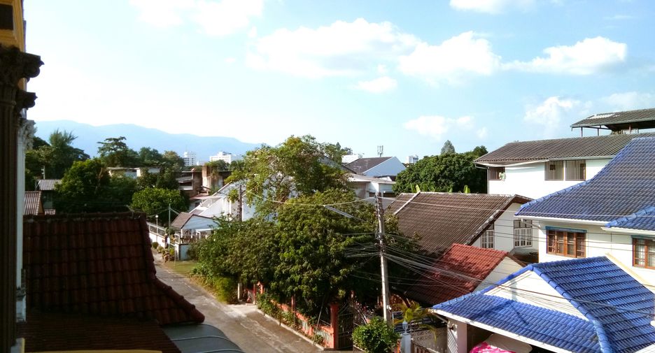 For sale 4 bedrooms townhouse in Mueang Chiang Mai, Chiang Mai