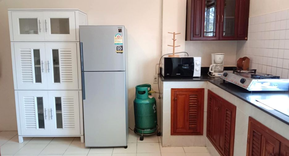 For sale 4 bedrooms townhouse in Mueang Chiang Mai, Chiang Mai