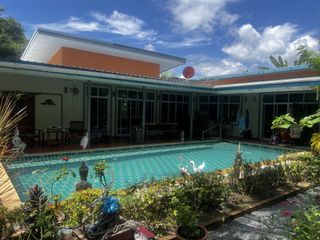 Villa en venta de 2 habitaciones en Saraphi, Chiang Mai
