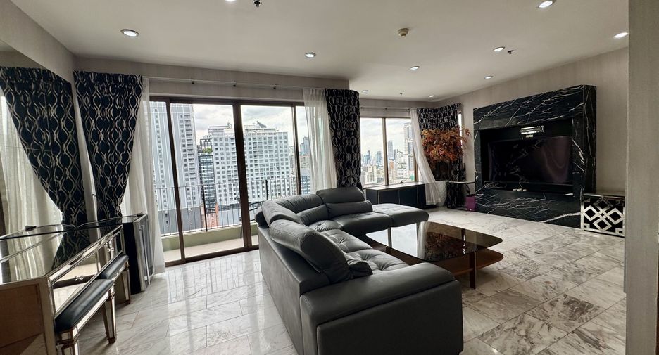 For sale 2 bedrooms condo in Khlong Toei, Bangkok