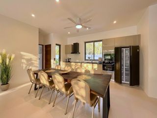For sale 4 bedrooms villa in Ko Samui, Surat Thani
