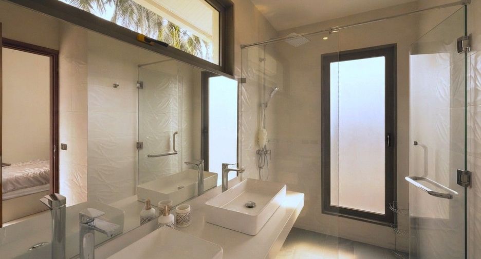 For sale 4 bedrooms villa in Ko Samui, Surat Thani