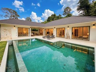 For sale 4 bedrooms villa in Ko Samui, Surat Thani