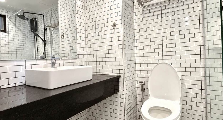 Wohnung zur Miete mit Studio in Bang Kho Laem, Bangkok
