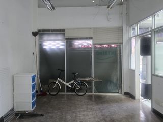 For rent 4 bedrooms townhouse in Yan Nawa, Bangkok