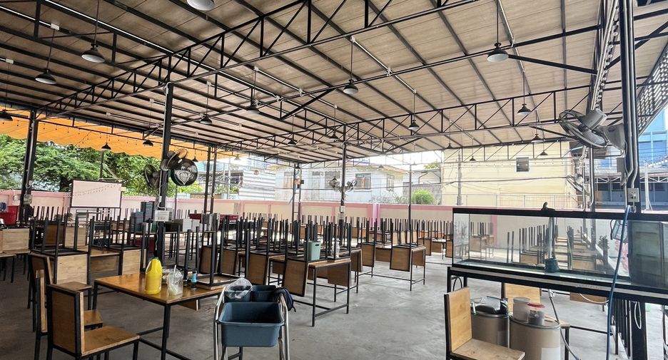 Terreno en venta en Bang Kho Laem, Bangkok