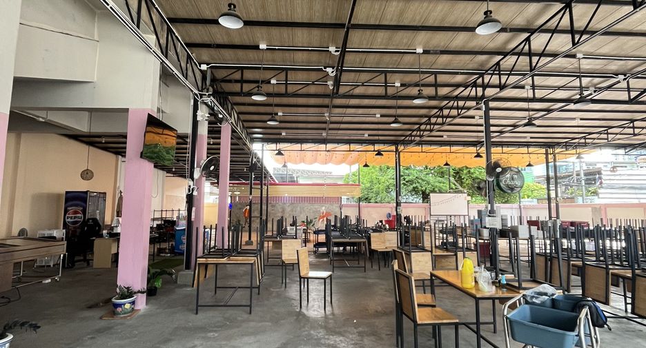 Terreno en venta en Bang Kho Laem, Bangkok