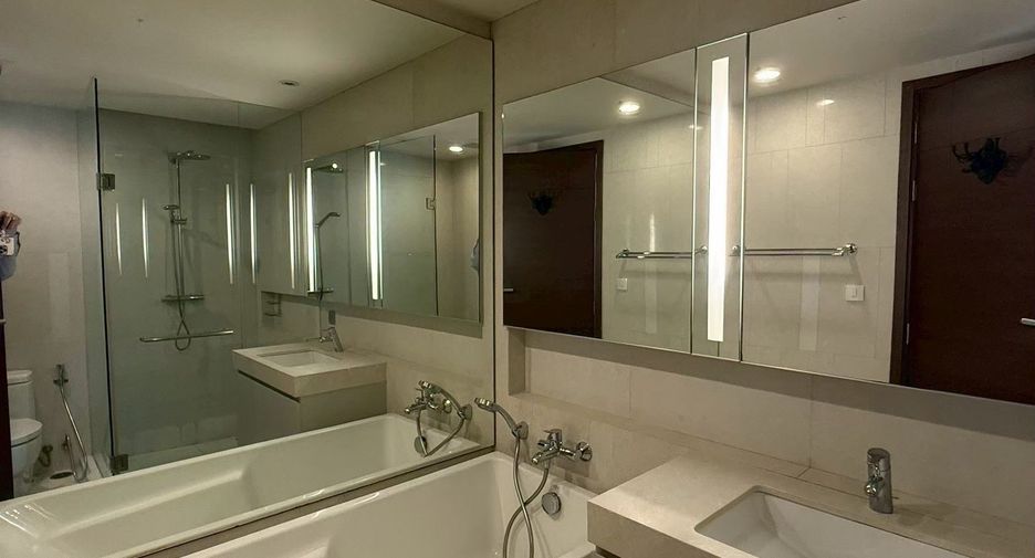 For sale 1 bed condo in Watthana, Bangkok