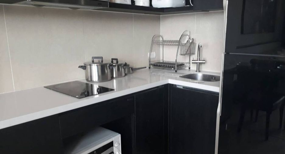 For rent 1 bed condo in Khlong Toei, Bangkok
