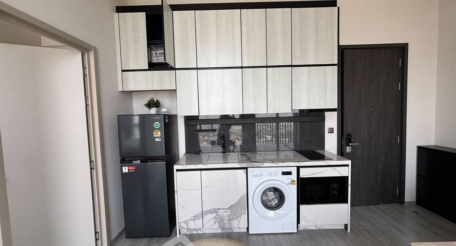 For rent 1 bed condo in Phra Khanong, Bangkok