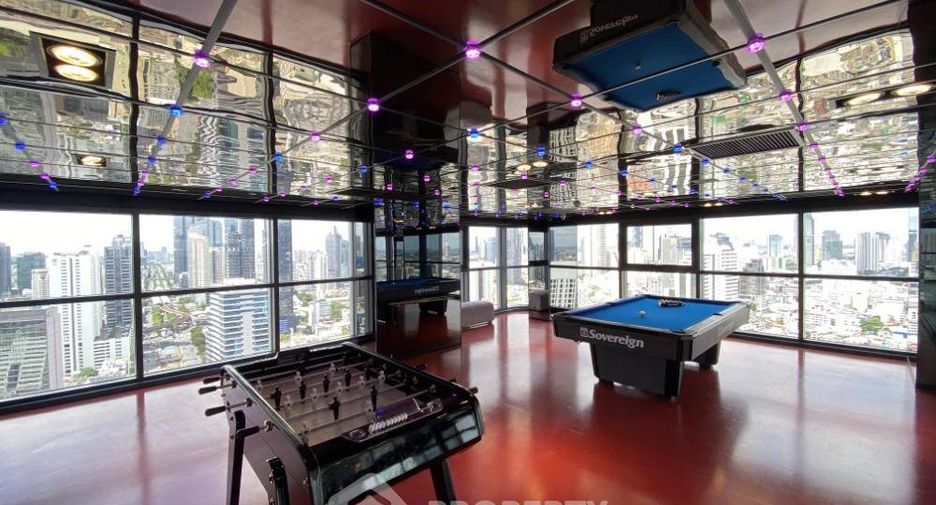 Wohnung zur Miete mit 1 Zimmer in Bang Rak, Bangkok