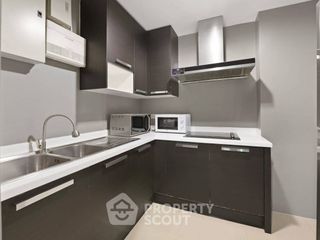 For rent 5 bedrooms condo in Huai Khwang, Bangkok