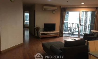 Condo en alquiler de 2 habitaciones en Huai Khwang, Bangkok