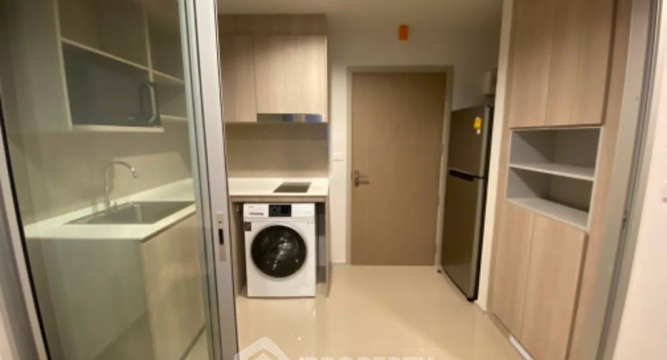 For rent 2 bedrooms condo in Bang Phlat, Bangkok
